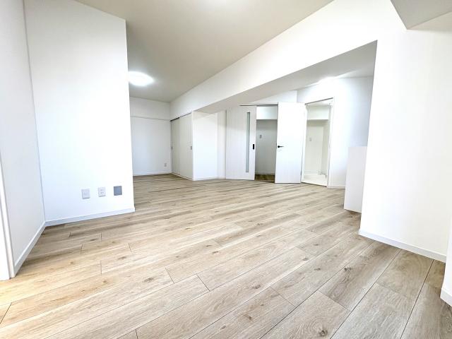 リビング  写真撮影日：2025-11-22