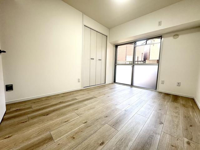 リビング以外の居室  写真撮影日：2025-11-22