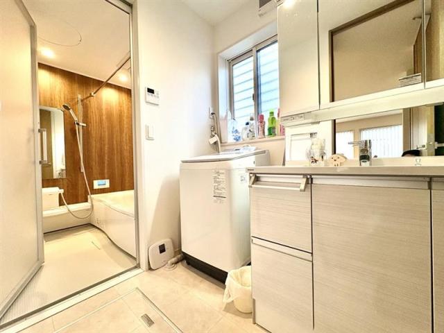 洗面台・洗面所  写真撮影日：2025-11-26