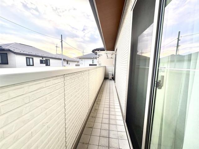 バルコニー  写真撮影日：2025-11-26