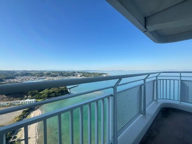 バルコニー  写真撮影日：2025-11-14