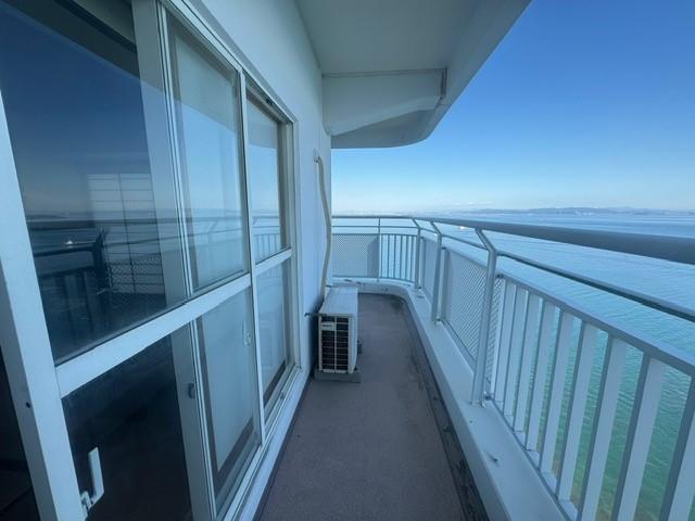 バルコニー  写真撮影日：2025-11-14