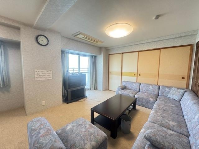 リビング  写真撮影日：2025-11-14