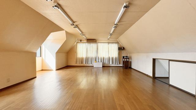 リビング以外の居室  写真撮影日：2025-12-18