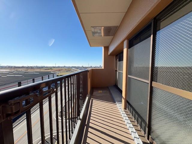 バルコニー  写真撮影日：2025-12-18