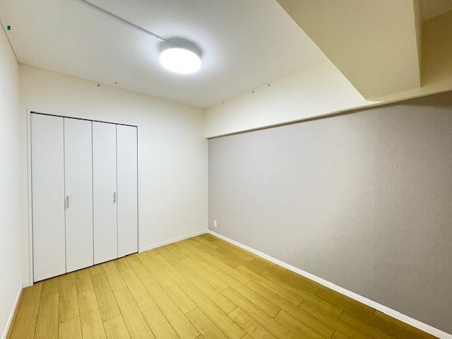 リビング以外の居室  写真撮影日：2025-12-26