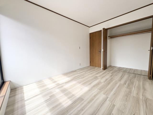 リビング以外の居室  写真撮影日：2026-02-26