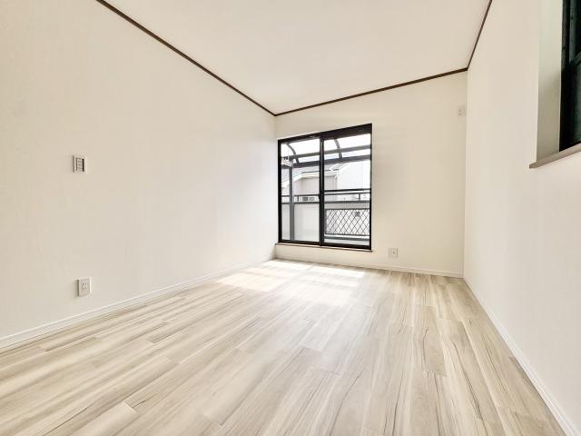 リビング以外の居室  写真撮影日：2026-02-26