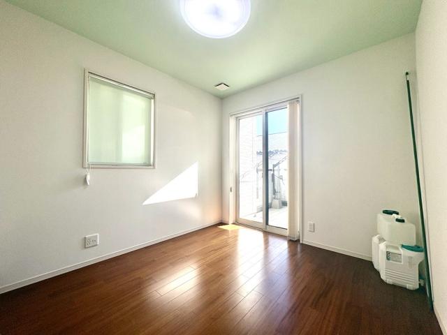 リビング以外の居室  写真撮影日：2026-02-06