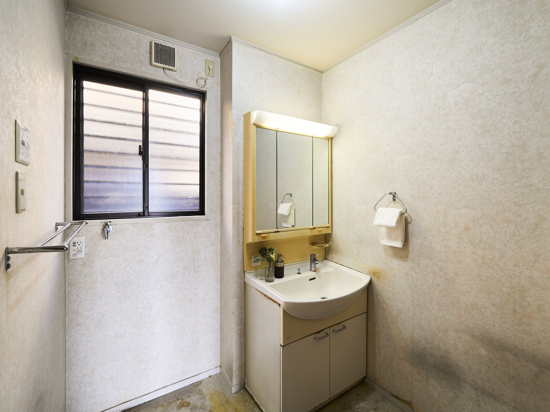 洗面室 写真撮影日：11/21/25, 12:00 AM