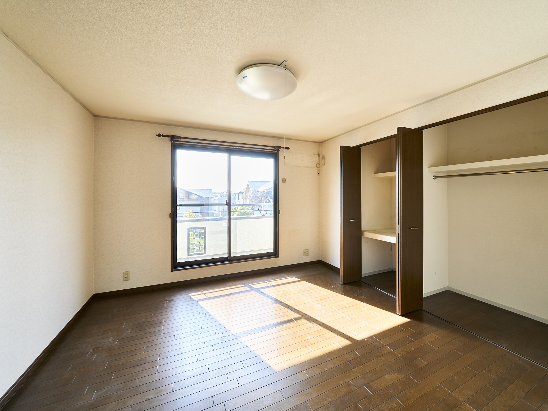 洋室 写真撮影日：11/21/25, 12:00 AM