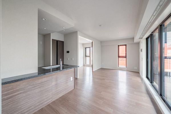 LDK約17.1帖+洋室約5.0帖