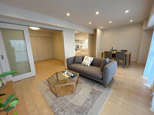 ＬＤＫ約１７．７帖－４