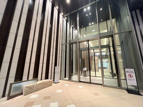 マンション出入口（北側）