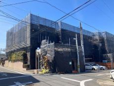 外壁等大規模修繕工事中(2026年3月撮影)