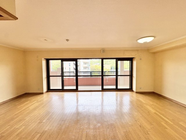 リビング  写真撮影日：2026-04-05