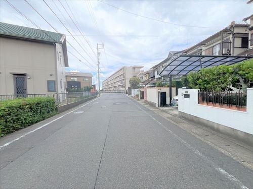 南西側前面道路１