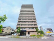 名鉄豊田線「豊田市」駅まで徒歩8分、愛知環状鉄道「新豊田」駅まで徒歩11分と通勤に便利な立地です。