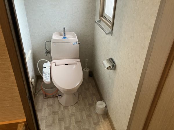 １階トイレ（※備品等は価格に含まれません）