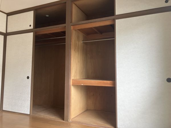 洋室押入