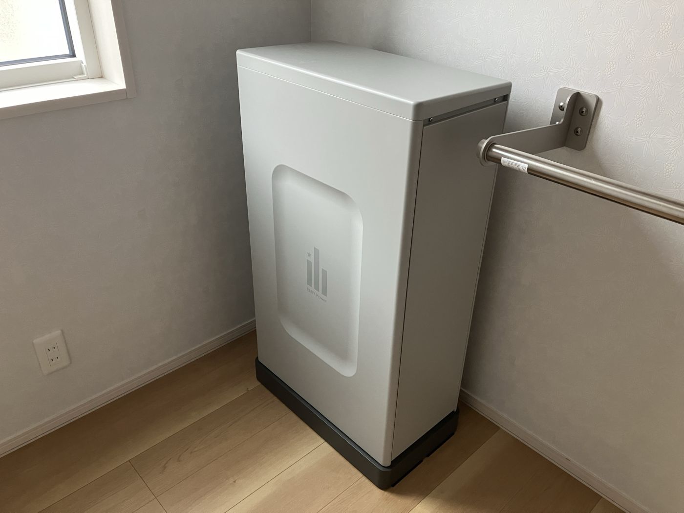 蓄電池 写真撮影日：3/13/25, 12:00 AM