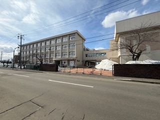 青森市立浦町中学校（徒歩4分/約300m） 写真撮影日：3/24/25, 12:00 AM