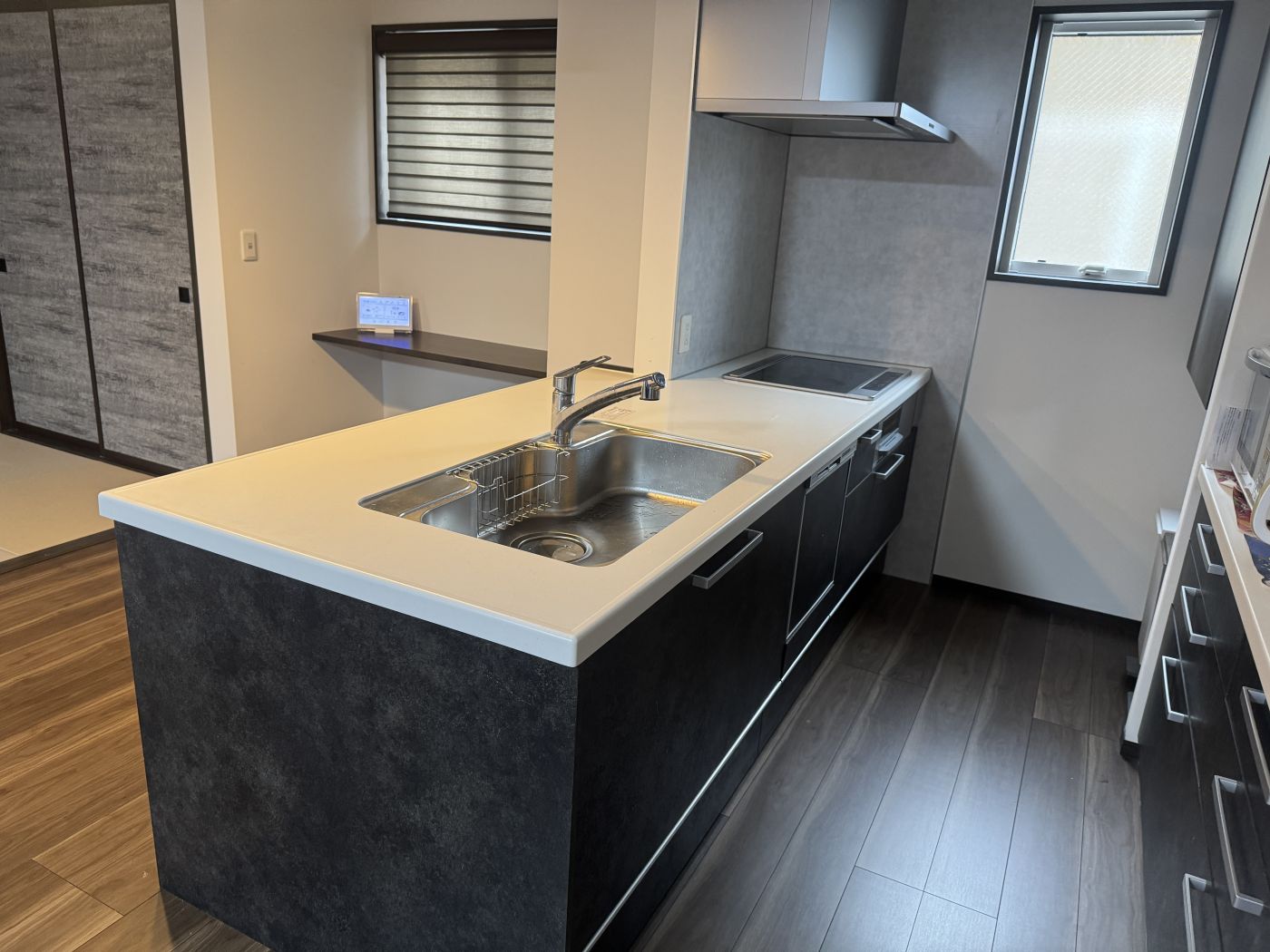 キッチン 写真撮影日：11/14/25, 12:00 AM