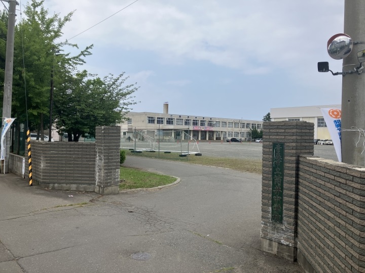 青森市立筒井中学校（徒歩7分）
