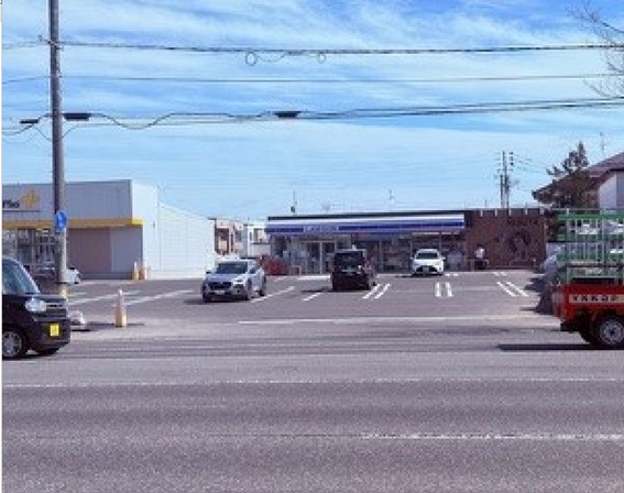 ローソン青森中央高校前店