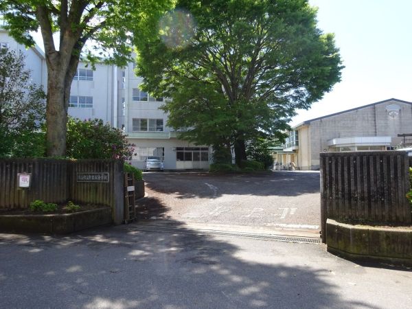 流山市立常盤松中学校 750m 写真撮影日：2025-02-07 