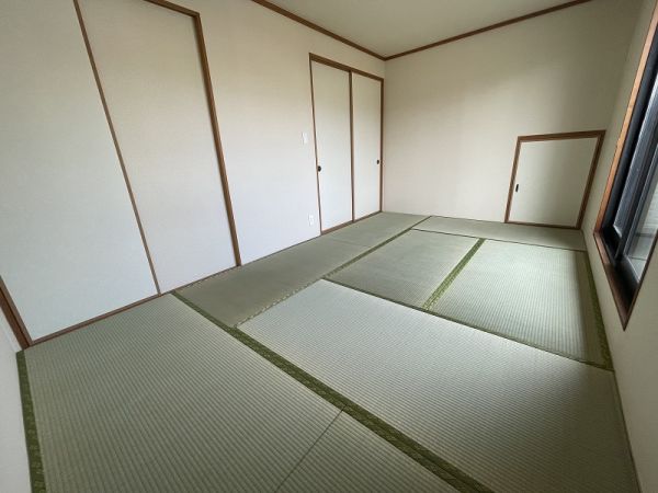 リビング以外の居室  写真撮影日：2025-03-28