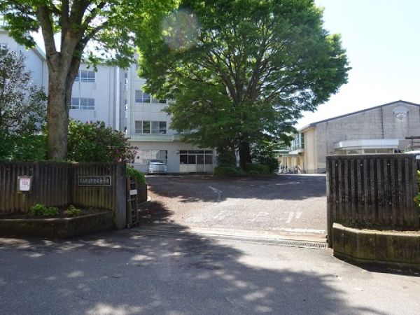 市立常盤松中学校 850m 写真撮影日：2025-02-08 