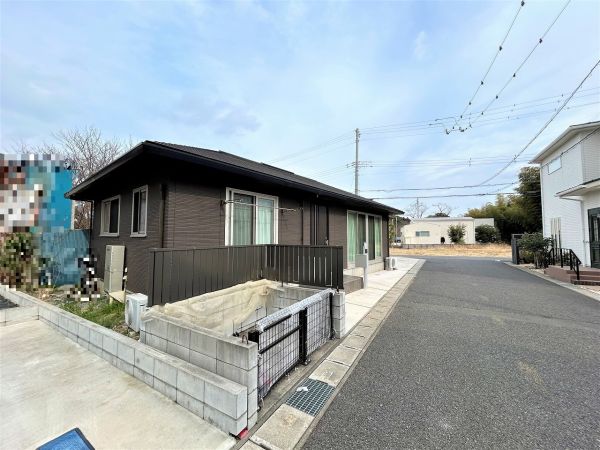 前面道路含む現地写真  写真撮影日：2025-03-10