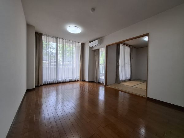 リビング  写真撮影日：2025-03-23