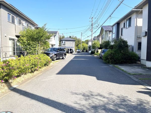 前面道路含む現地写真  写真撮影日：2025-03-24