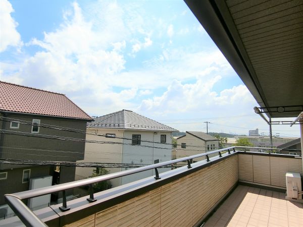 バルコニー  写真撮影日：2021-07-17