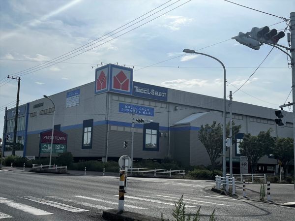 ヤマダデンキ木更津請西本店 950m 写真撮影日：2023-08-01 