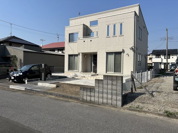 前面道路含む現地写真  写真撮影日：2025-03-31