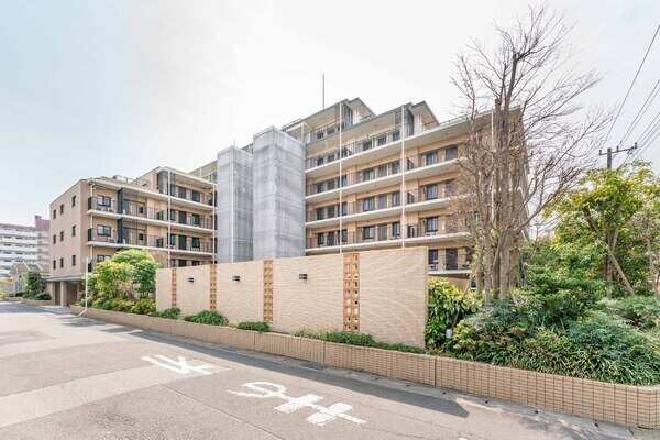東京メトロ東西線「南行徳」駅徒歩約9分の立地鉄筋コンクリート造7階建てマンションです。