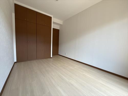 洋室約６．５帖