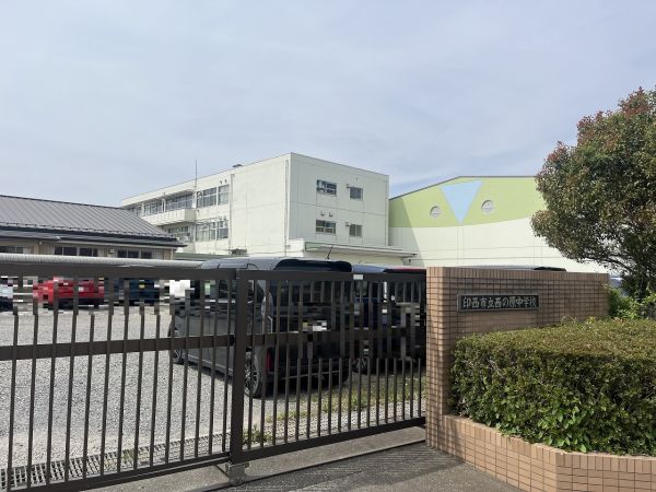 西の原中学校 1900m 写真撮影日：2025-04-21 