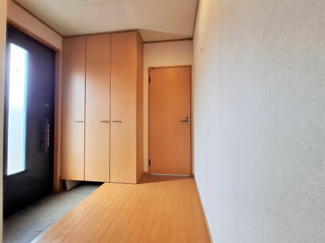 玄関  写真撮影日：2025-07-03