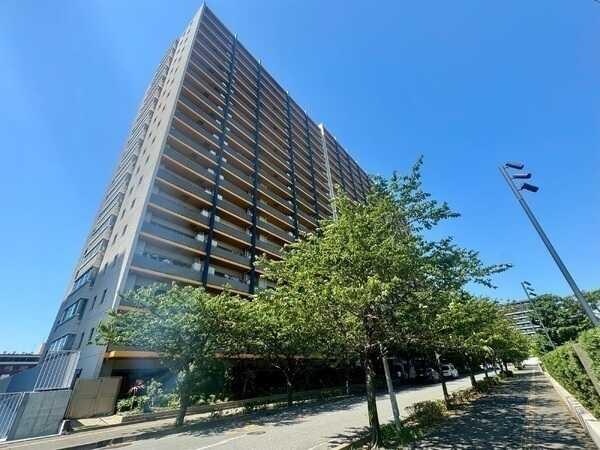 全居室6帖以上のゆとりある住戸。地上20階地下1階建の18階部分につき、豊かな眺望を望めます。