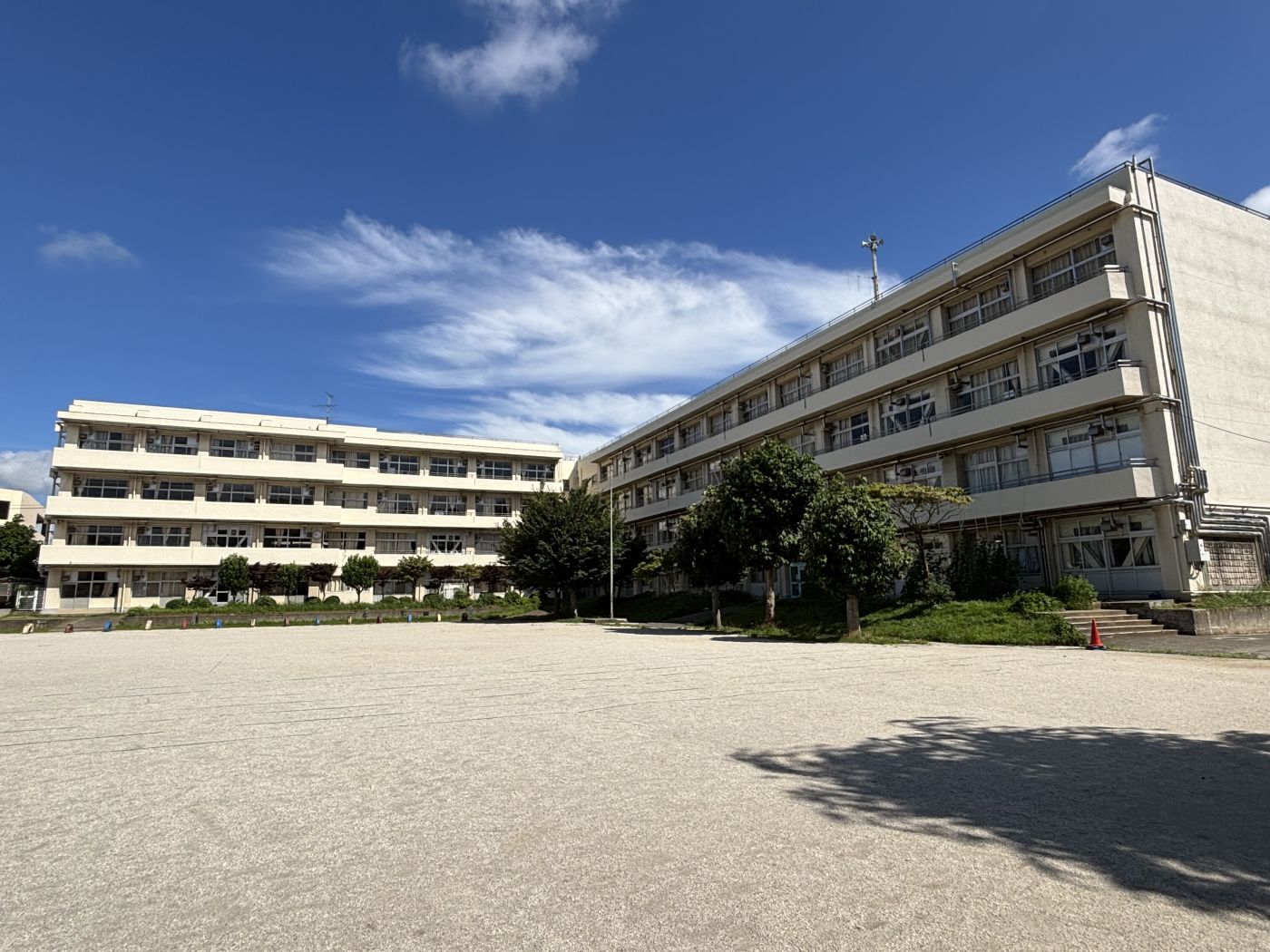 船橋市立高根台第三小学校 約600m（徒歩8分） 写真撮影日：7/20/25, 12:00 AM
