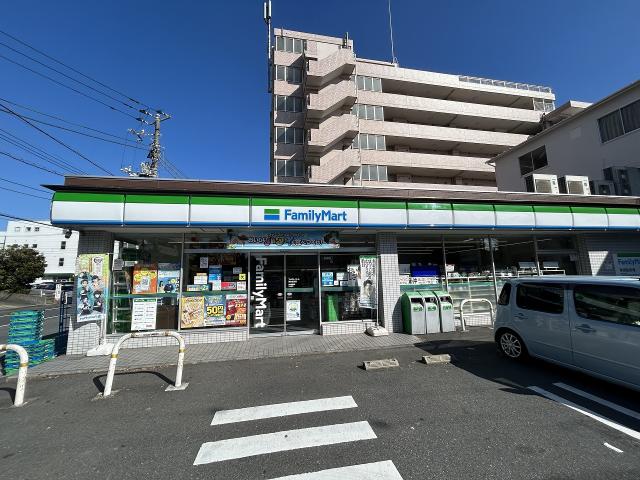 ファミリーマート浦安北栄店 290m 写真撮影日：2025-08-10