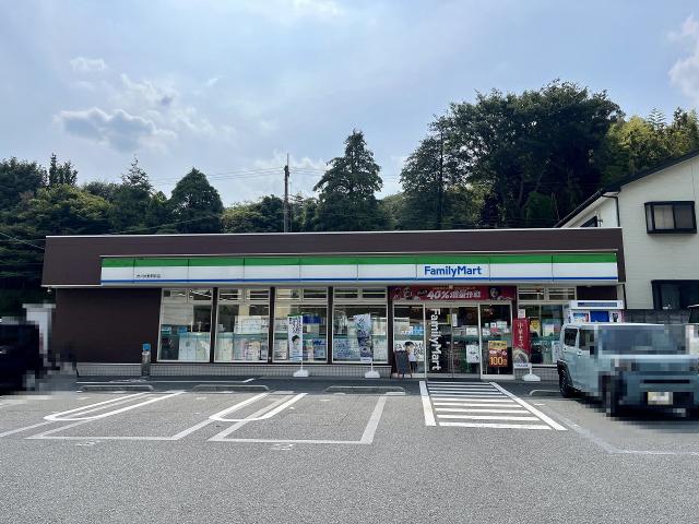 ファミリーマート市川大野駅前店 350m 写真撮影日：2025-08-28