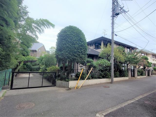 前面道路含む現地写真  写真撮影日：2025-09-28