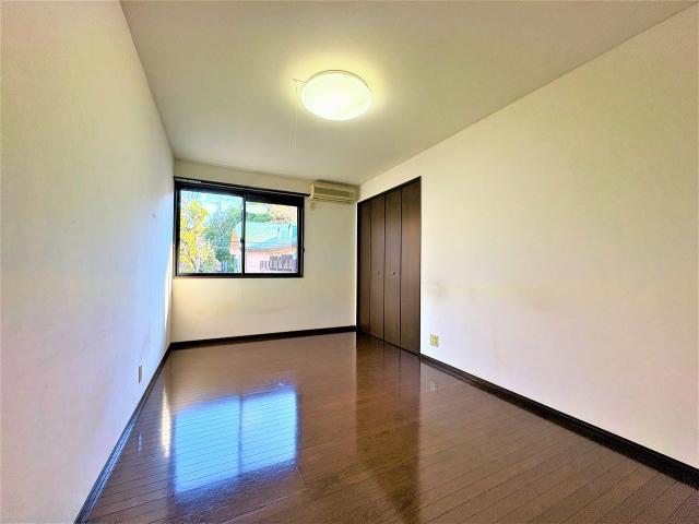 リビング以外の居室  写真撮影日：2026-01-11