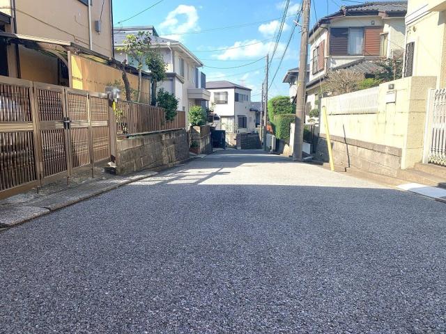 前面道路含む現地写真  写真撮影日：2025-09-28