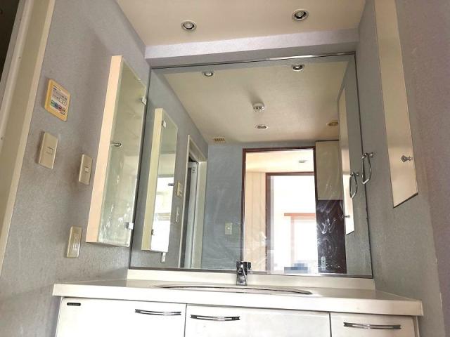 洗面台・洗面所  写真撮影日：2025-10-02